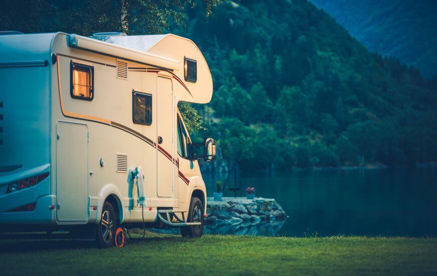 Cam­ping­ur­laub - So ver­si­chern Sie sich, Ihre Fami­lie und Ihr Wohn­mo­bil rich­tig